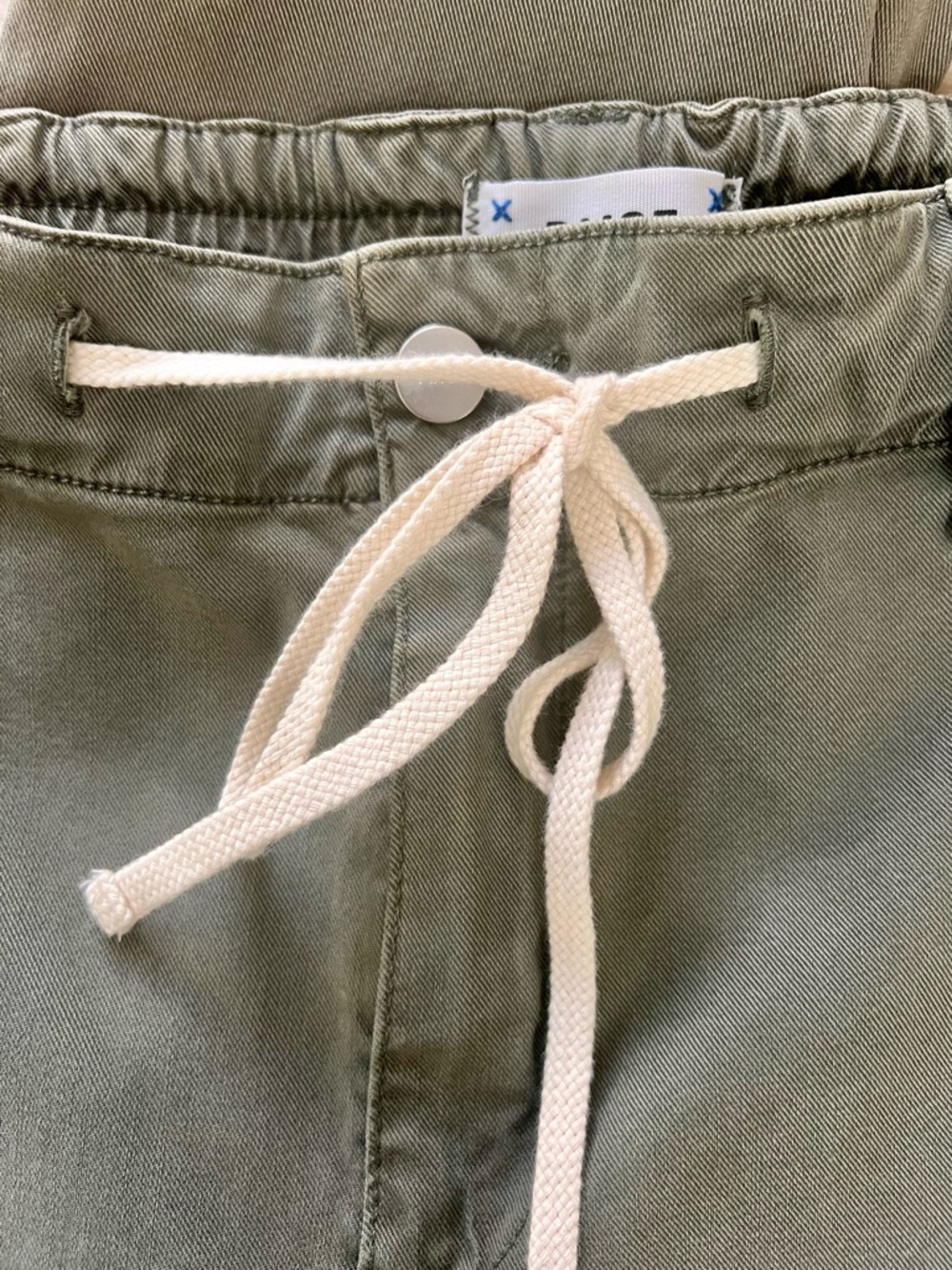 PAIGE Christy Pants Size 31 Olive Green Drawstring Ankle - Picture 4 of 6